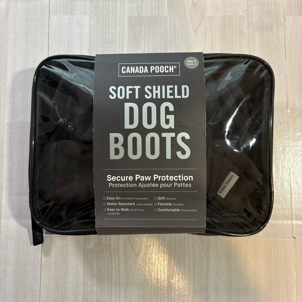 New Canada Pooch Black Soft Shield Dog Boots, Size 3, Paw Protection & Zip Pouch